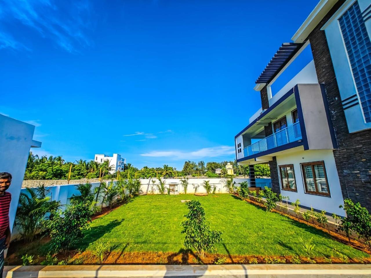 Rini Resort Chennai Exterior foto
