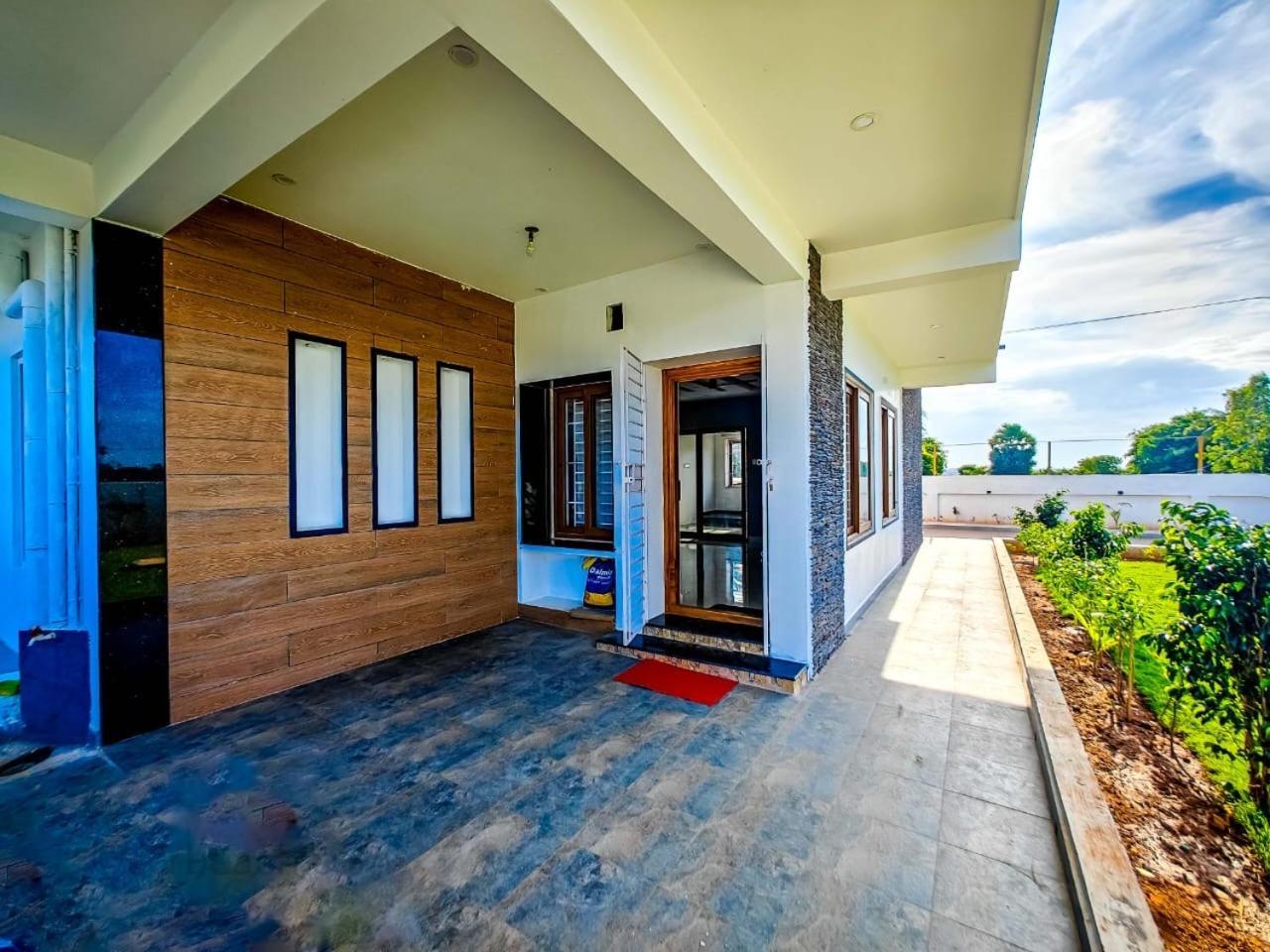 Rini Resort Chennai Exterior foto